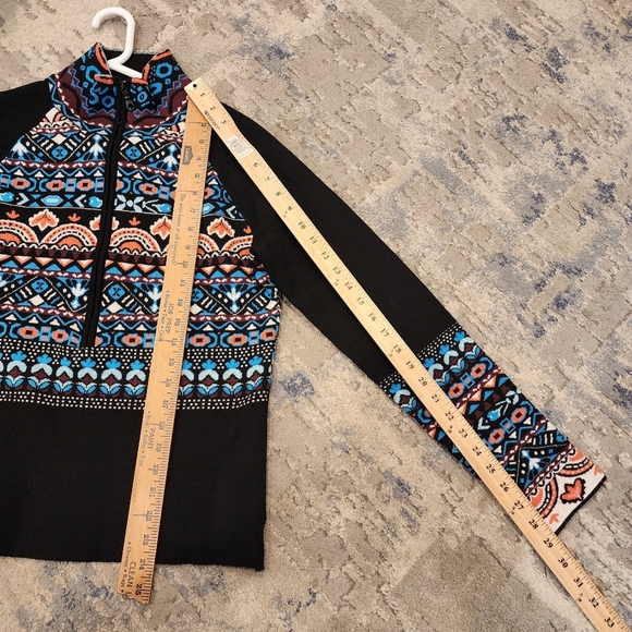 Icelandic Wool Blend 1/2 Zip Black Blue Pink Pull Over Sweater Size Medium - Picture 3 of 14